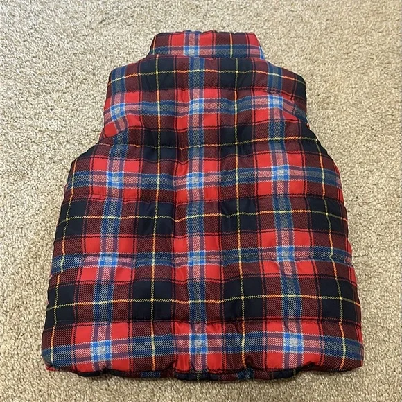 12M Tommy Hilfiger Vest - Picture 2 of 3